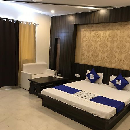 Hotel City Palace Ujjain Exterior foto